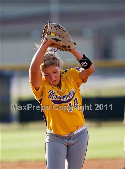Thumbnail 1 in Montgomery vs Santa Fe (4A Region III Final - Game 1) photogallery.