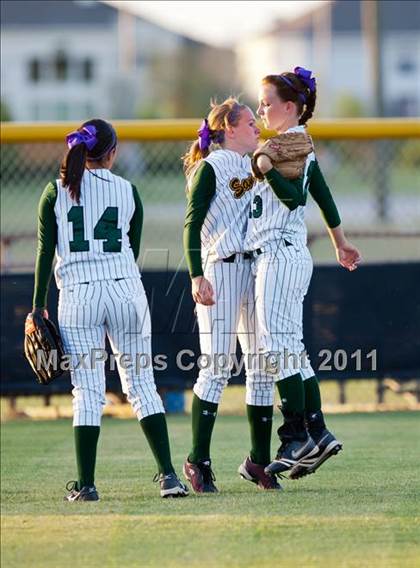 Thumbnail 1 in Montgomery vs Santa Fe (4A Region III Final - Game 1) photogallery.