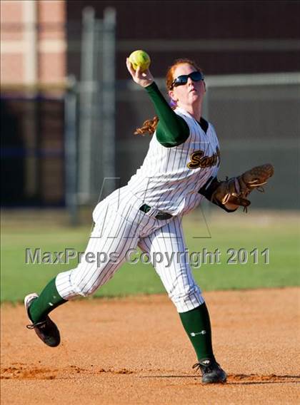 Thumbnail 2 in Montgomery vs Santa Fe (4A Region III Final - Game 1) photogallery.