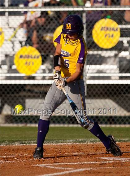 Thumbnail 2 in Montgomery vs Santa Fe (4A Region III Final - Game 1) photogallery.