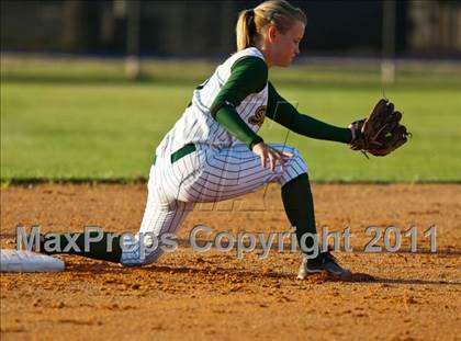 Thumbnail 3 in Montgomery vs Santa Fe (4A Region III Final - Game 1) photogallery.