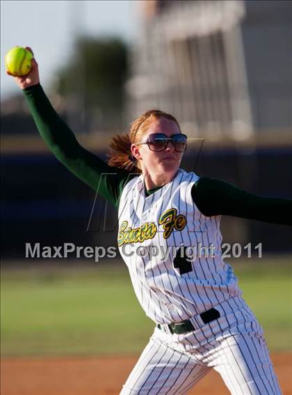 Thumbnail 2 in Montgomery vs Santa Fe (4A Region III Final - Game 1) photogallery.