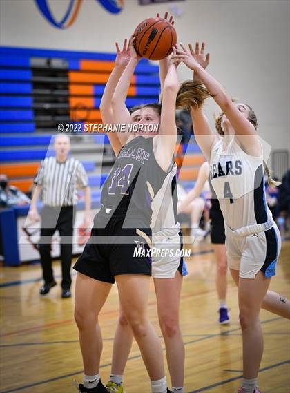 Thumbnail 1 in Puyallup at Olympia (SPSL 4A Playoff) photogallery.