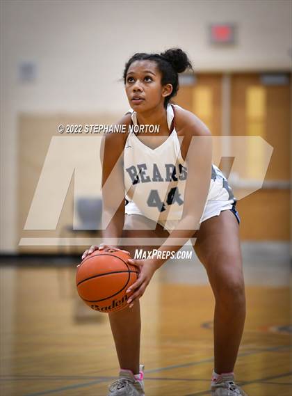 Thumbnail 1 in Puyallup at Olympia (SPSL 4A Playoff) photogallery.