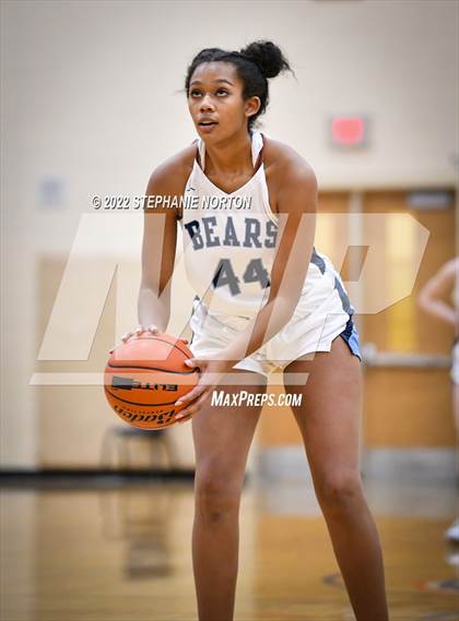 Thumbnail 2 in Puyallup at Olympia (SPSL 4A Playoff) photogallery.