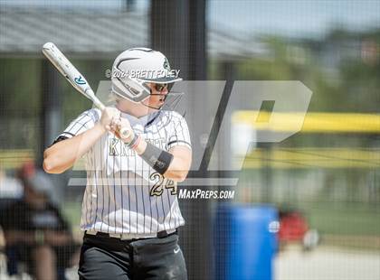 Thumbnail 3 in Grand Island @ Lincoln Southeast photogallery.