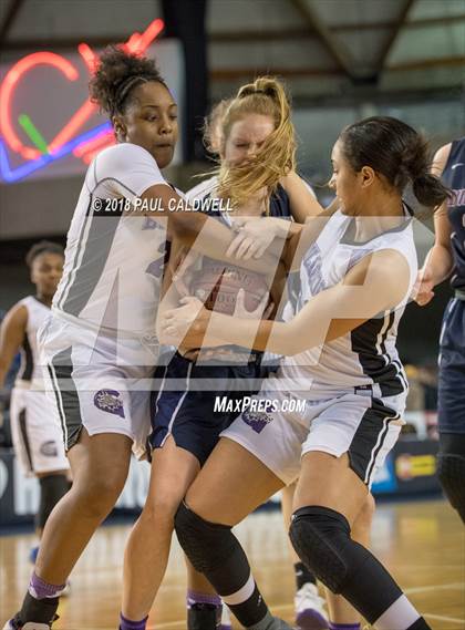 Thumbnail 2 in Mt. Spokane vs. Garfield (WIAA 3A 1st Round Playoff) photogallery.
