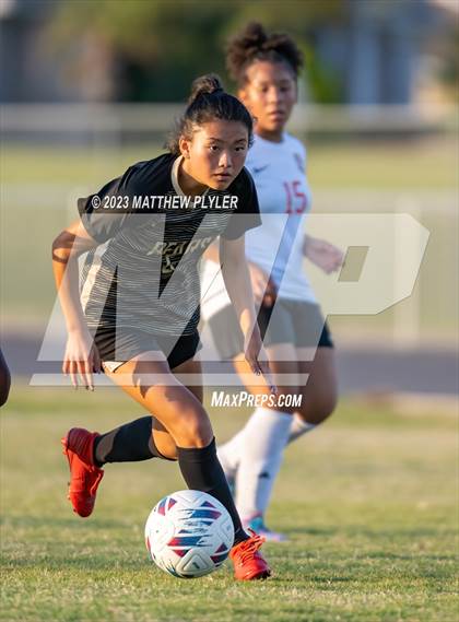 Thumbnail 2 in South View vs Gray's Creek (United 8 Conference Tournament First Round) photogallery.