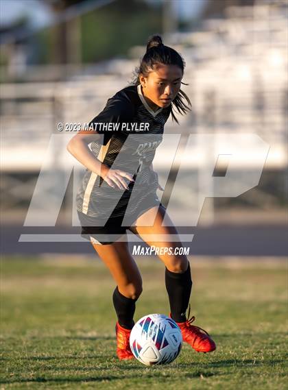 Thumbnail 2 in South View vs Gray's Creek (United 8 Conference Tournament First Round) photogallery.