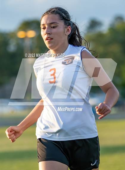 Thumbnail 3 in South View vs Gray's Creek (United 8 Conference Tournament First Round) photogallery.