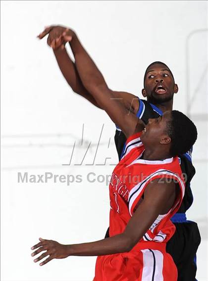Thumbnail 1 in Windward vs. Leuzinger (2009 Pangos Dream Classic) photogallery.