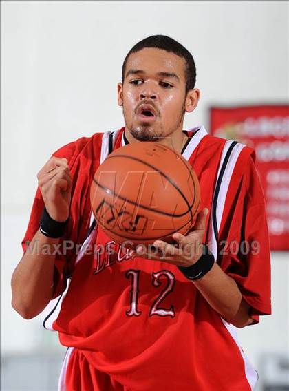 Thumbnail 1 in Windward vs. Leuzinger (2009 Pangos Dream Classic) photogallery.