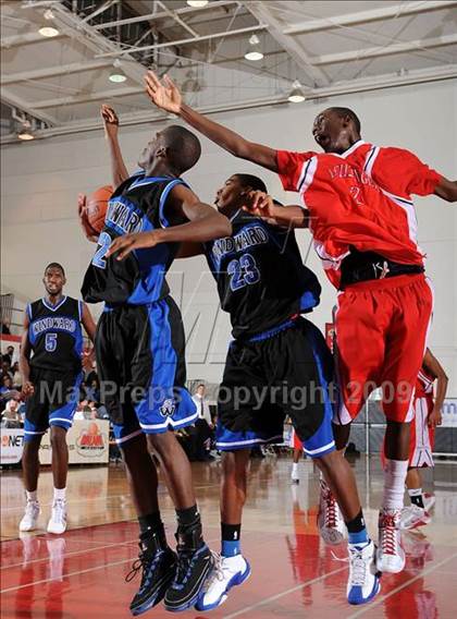 Thumbnail 3 in Windward vs. Leuzinger (2009 Pangos Dream Classic) photogallery.