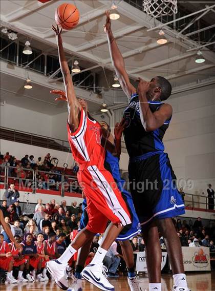 Thumbnail 2 in Windward vs. Leuzinger (2009 Pangos Dream Classic) photogallery.