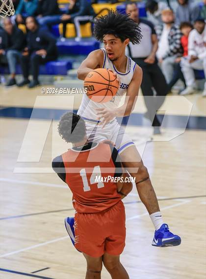Thumbnail 2 in McEachern vs. Kell (TOC Super Saturday) photogallery.