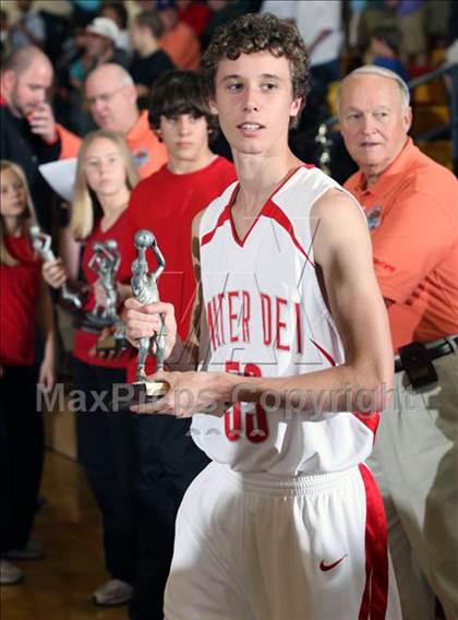 Thumbnail 3 in Mater Dei vs. St. Patrick (City of the Palms Classic) photogallery.