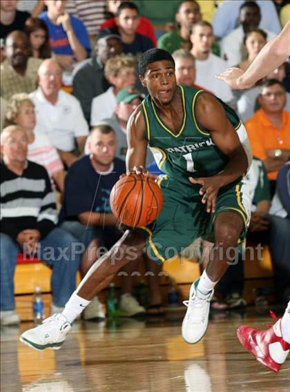 Thumbnail 2 in Mater Dei vs. St. Patrick (City of the Palms Classic) photogallery.