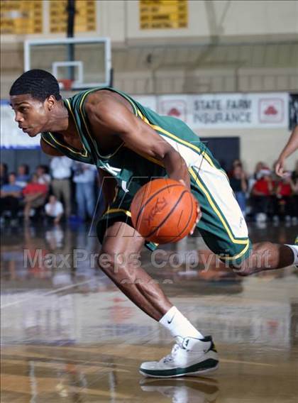 Thumbnail 3 in Mater Dei vs. St. Patrick (City of the Palms Classic) photogallery.