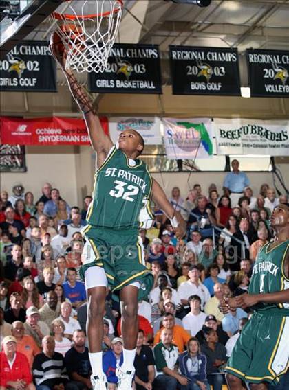 Thumbnail 2 in Mater Dei vs. St. Patrick (City of the Palms Classic) photogallery.