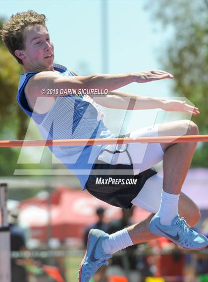 Thumbnail 2 in AIA Track & Field Championships (Boys High Jump) photogallery.