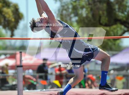 Thumbnail 1 in AIA Track & Field Championships (Boys High Jump) photogallery.