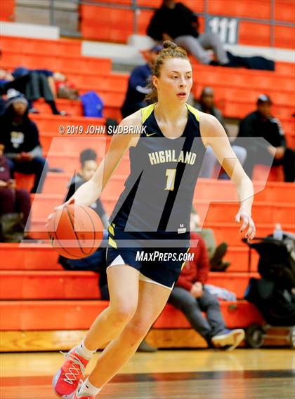 Thumbnail 3 in Highland vs Atlantic Shores Christian (StatVa Girls Basketball Classic) photogallery.