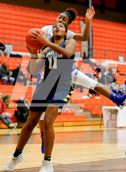 Thumbnail 1 in Highland vs Atlantic Shores Christian (StatVa Girls Basketball Classic) photogallery.