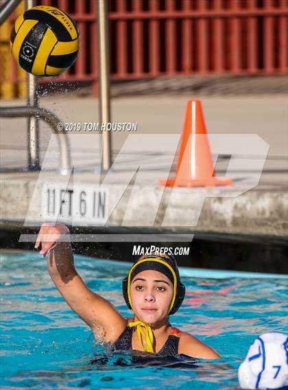 Thumbnail 3 in Chino @ Don Lugo photogallery.