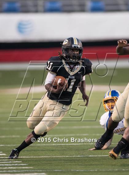 Thumbnail 3 in Central vs. Lakeside (War Memorial Stadium) photogallery.