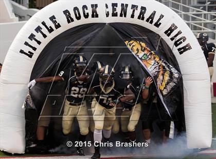 Thumbnail 2 in Central vs. Lakeside (War Memorial Stadium) photogallery.