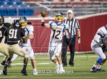 Thumbnail 3 in Central vs. Lakeside (War Memorial Stadium) photogallery.