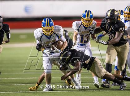 Thumbnail 3 in Central vs. Lakeside (War Memorial Stadium) photogallery.