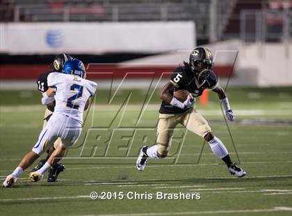 Thumbnail 1 in Central vs. Lakeside (War Memorial Stadium) photogallery.