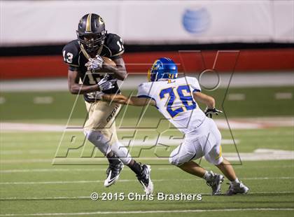 Thumbnail 3 in Central vs. Lakeside (War Memorial Stadium) photogallery.