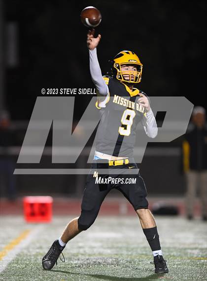Thumbnail 3 in El Capitan vs Mission Bay (CIF SD D3 Semifinal) photogallery.