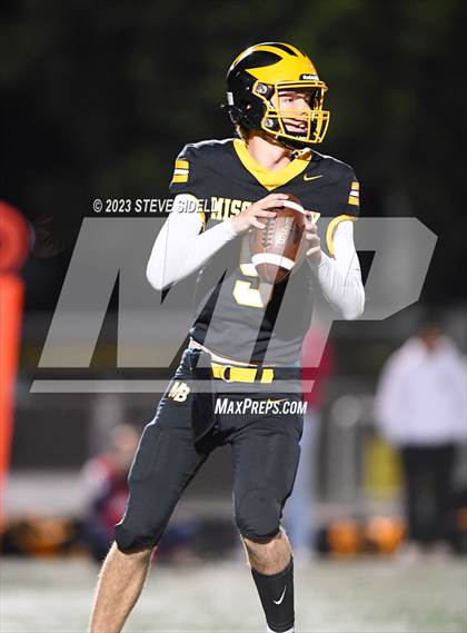 Thumbnail 3 in El Capitan vs Mission Bay (CIF SD D3 Semifinal) photogallery.