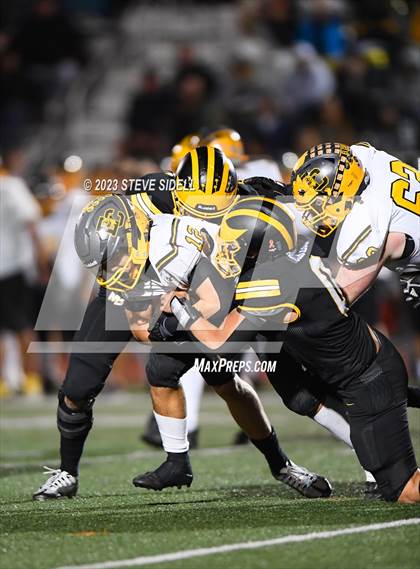 Thumbnail 2 in El Capitan vs Mission Bay (CIF SD D3 Semifinal) photogallery.