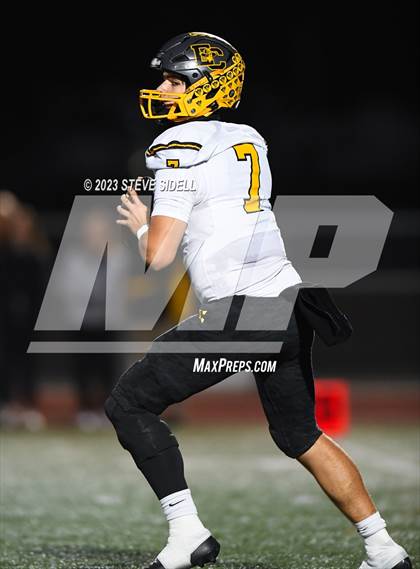 Thumbnail 3 in El Capitan vs Mission Bay (CIF SD D3 Semifinal) photogallery.