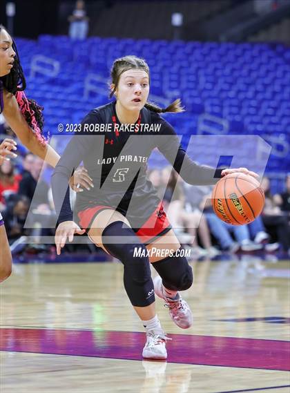 Thumbnail 1 in Fulshear vs. Cooper (UIL 5A Basketball State Semifinal) photogallery.