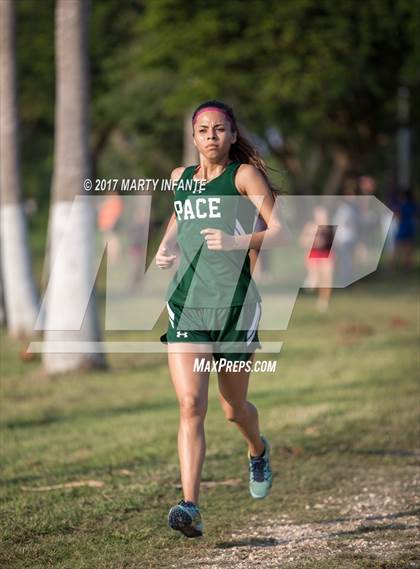 Thumbnail 1 in Brownsville Invitational photogallery.