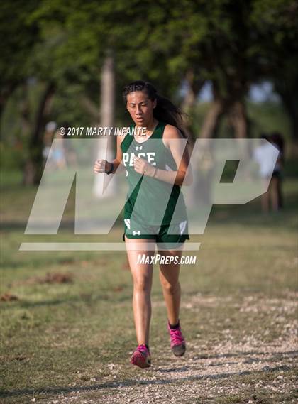 Thumbnail 2 in Brownsville Invitational photogallery.