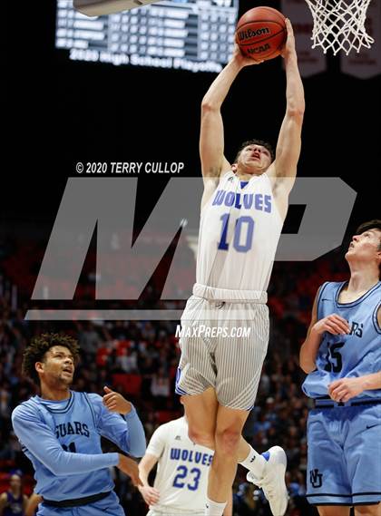 Thumbnail 1 in West Jordan vs. Fremont (UHSAA 6A Quarterfinal) photogallery.