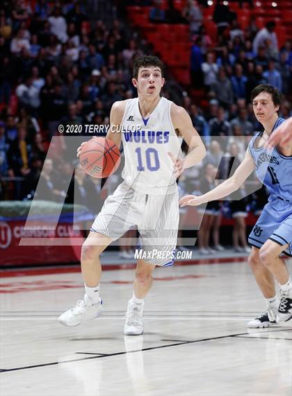 Thumbnail 2 in West Jordan vs. Fremont (UHSAA 6A Quarterfinal) photogallery.