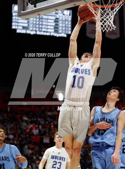 Thumbnail 2 in West Jordan vs. Fremont (UHSAA 6A Quarterfinal) photogallery.