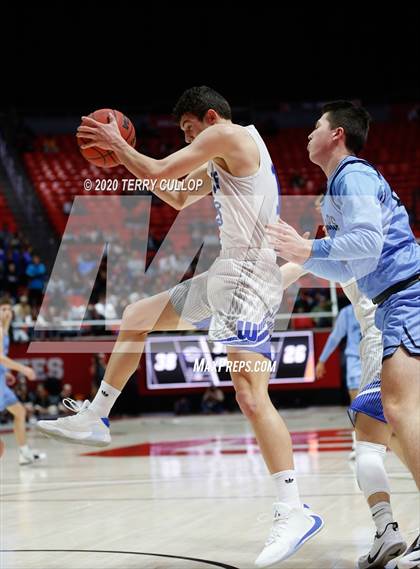 Thumbnail 3 in West Jordan vs. Fremont (UHSAA 6A Quarterfinal) photogallery.