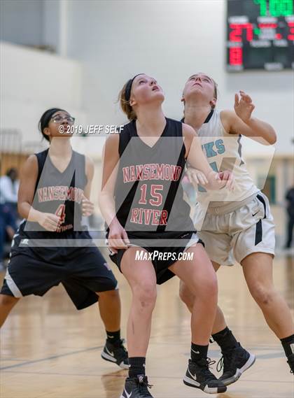 Thumbnail 2 in Nansemond River @ Hickory photogallery.