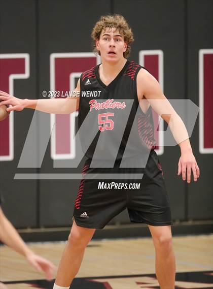 Thumbnail 1 in Cherokee Trail vs. Pomona photogallery.