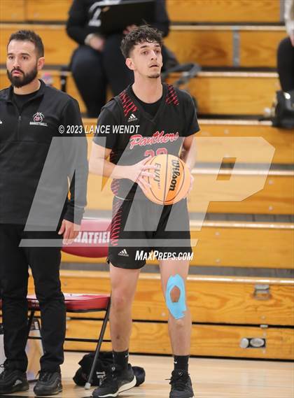 Thumbnail 2 in Cherokee Trail vs. Pomona photogallery.