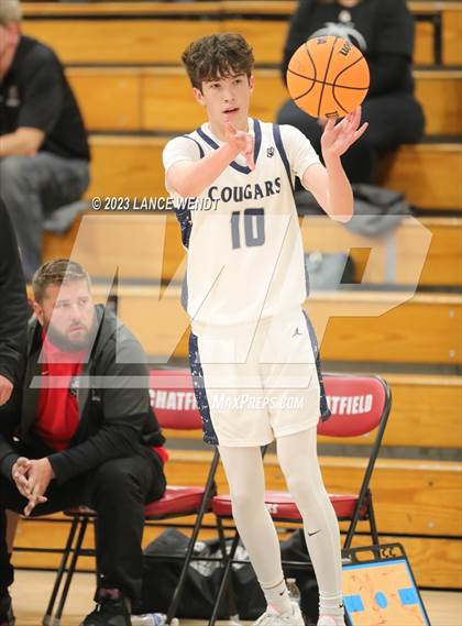 Thumbnail 2 in Cherokee Trail vs. Pomona photogallery.