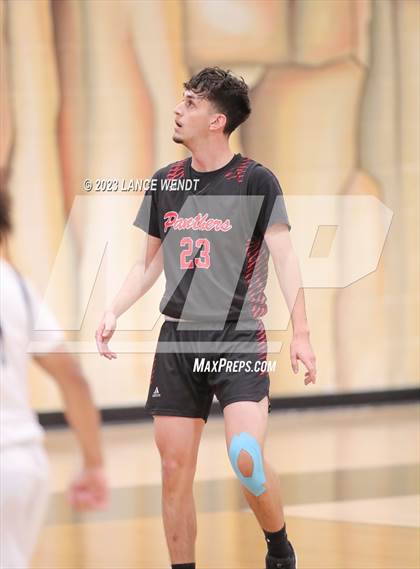 Thumbnail 2 in Cherokee Trail vs. Pomona photogallery.